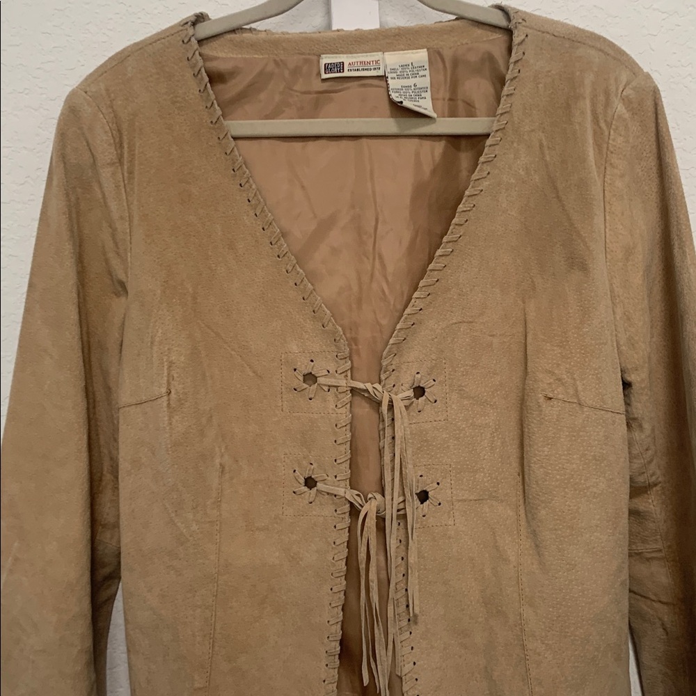 Vintage Tan Genuine Suede Leather Jacket with Front Ties in Great Condition - Picture 3 of 6